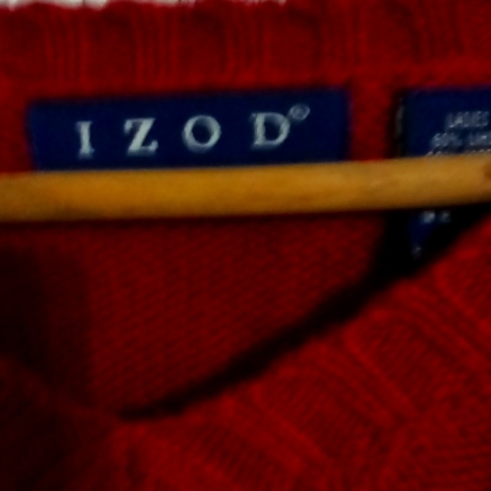 Dark Red sweater pullover v neck